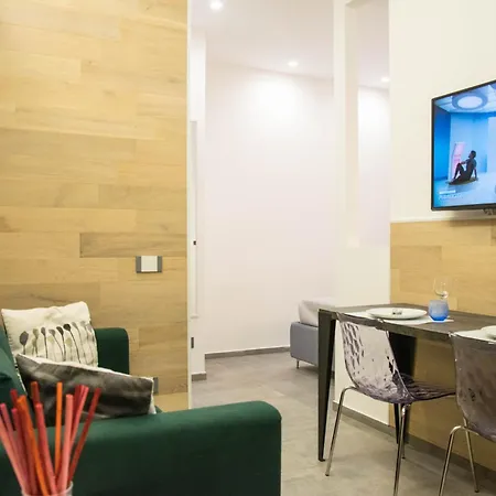 Appartement Guesthost - Largo Leopardi Modern