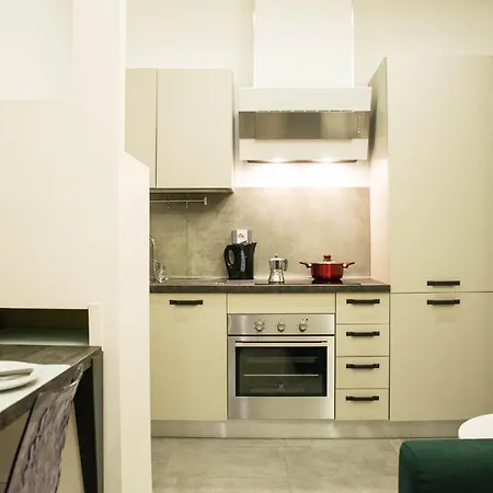 Lägenhet Guesthost - Largo Leopardi Modern Rom